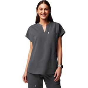 Fabletics Women’s Evolve 3-Pocket Scrub Top with an Oversized Fit – MotionTech, 4-Way Stretch, Wrinkle-Resist, Anti-Shrink(Onyx)