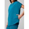 Fabletics Women’s Evolve 3-Pocket Scrub Top with an Oversized Fit – MotionTech, 4-Way Stretch, Wrinkle-Resist, Anti-Shrink(Caribbean Blue)
